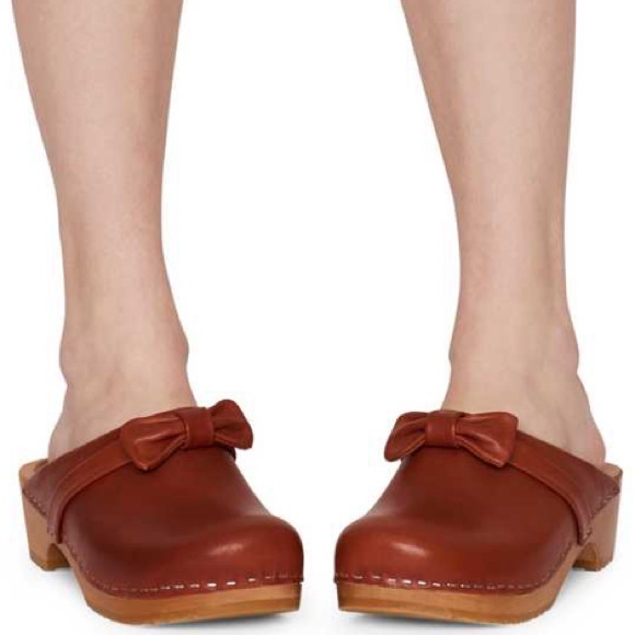 Anthropologie  Swedish Hasbeens NWT Cognac Bow Slip in Husband Clog 🌸 🌈❤️ - Picture 4 of 12